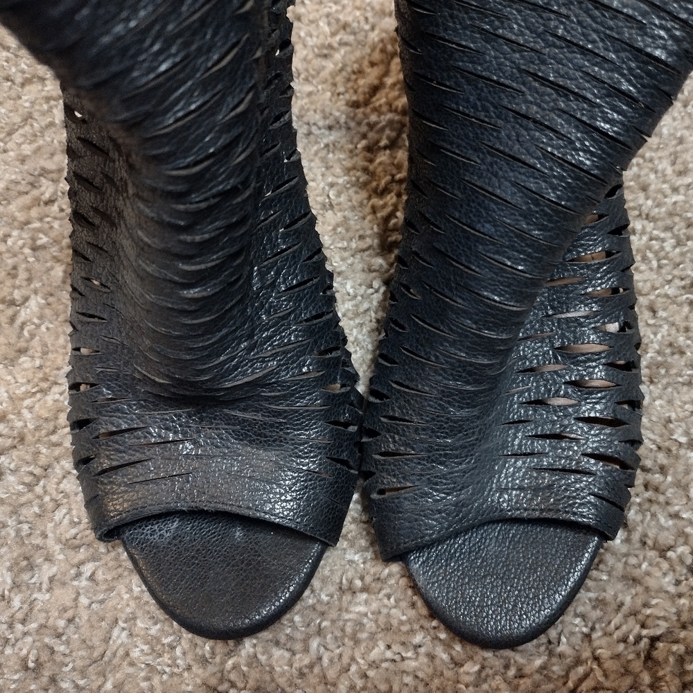 Vince Camuto Perforated Black Peep-Toe Zip Booties - Picture 9 of 13